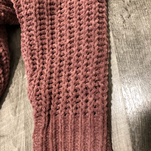 ♦️Chenille Off the Shoulder Sweater♦️ - Picture 4 of 4